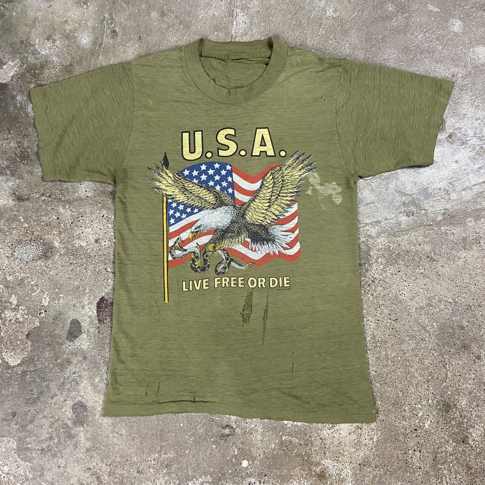 Vintage 80s Distressed USA TShirt Size Small Green Short Sleeve Live Free or Die